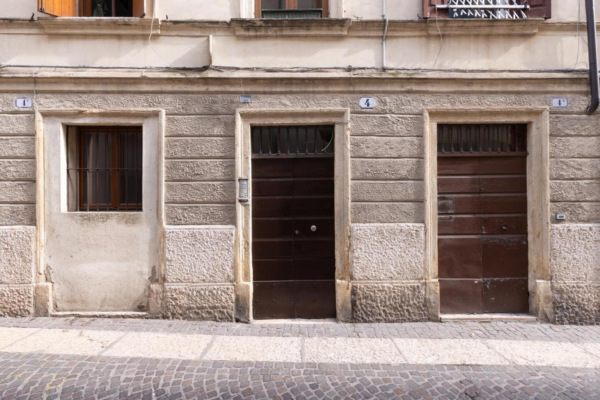 Anticavalle Intero Appartamento Verona Exterior photo